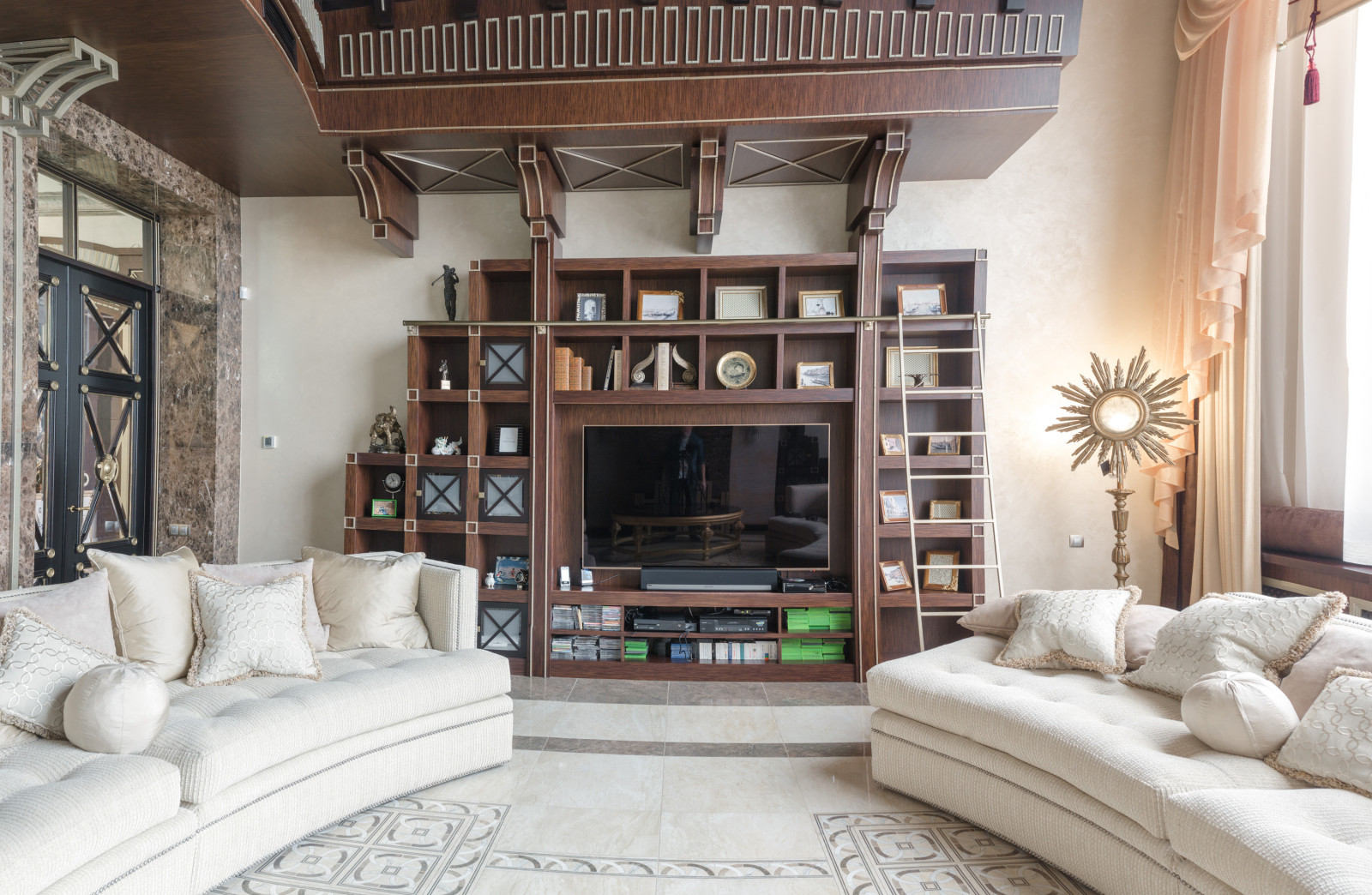 Дом в стиле ар деко