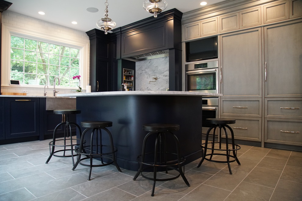 Kitchen - transitional kitchen idea in Boston