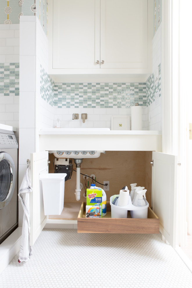 Design ideas for a contemporary laundry room in Richmond.
