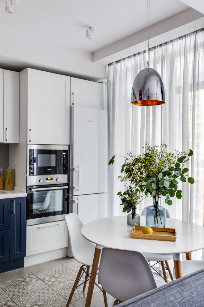 На границе синего