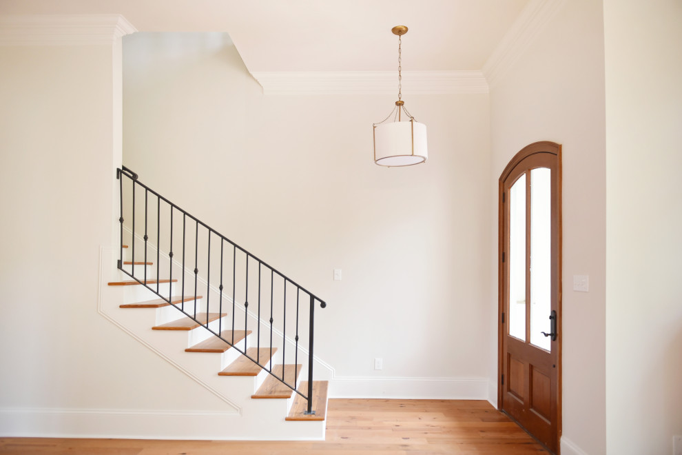 Entryway - transitional entryway idea in Houston