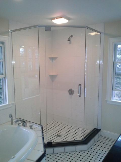 Shower doors contemporary-badrum