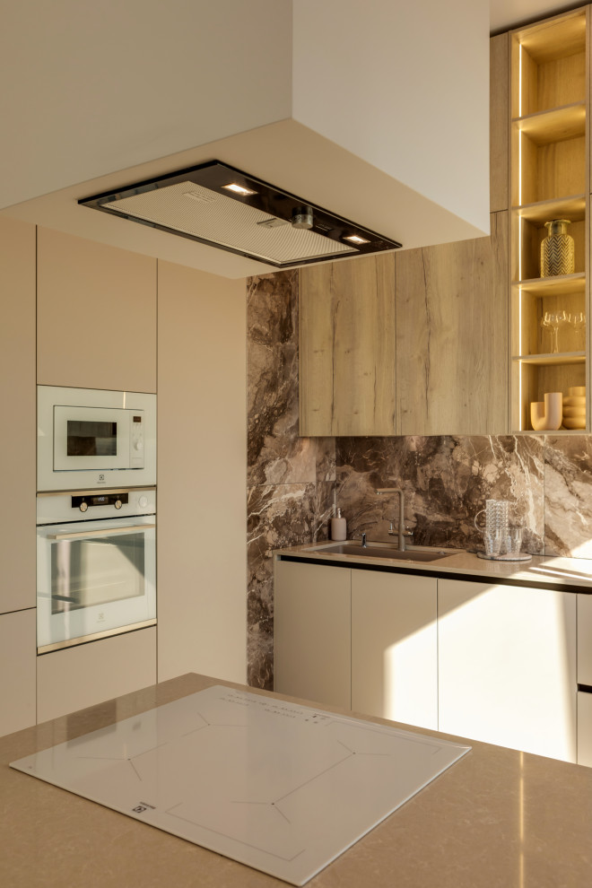 ЖК Париж. "Я есть..."