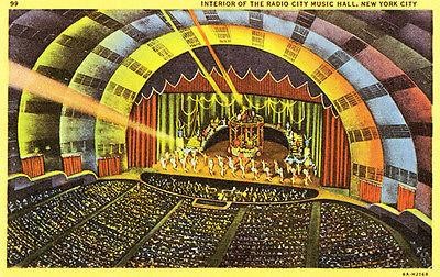 Vintage 1930s Black /& White Photo Postcard Post Card RADIO CITY MUSIC Hall World/'s Largest Theatre New York
