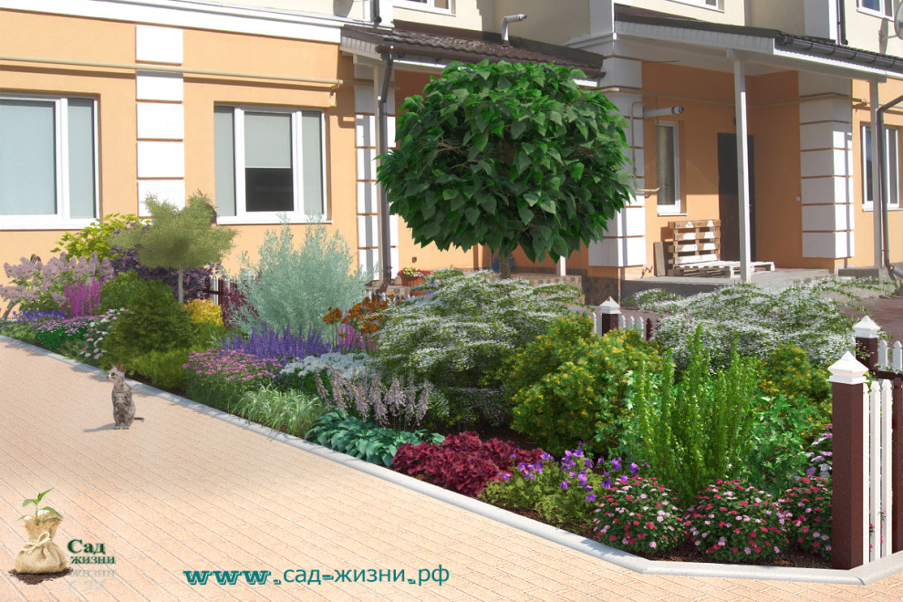 Цветник в палисаднике
