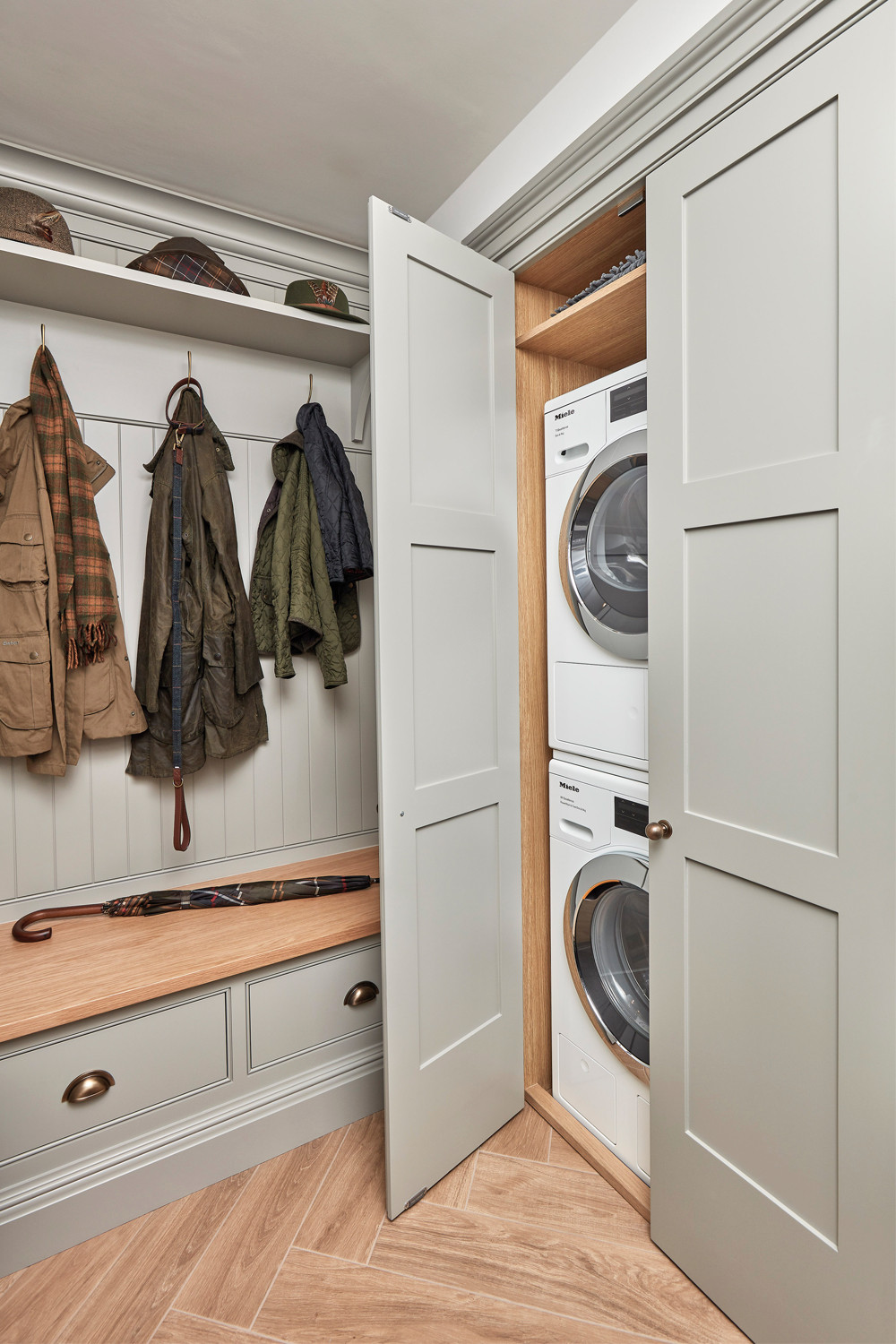 75 Beautiful Small Utility Room Ideas and Designs - February 2023 | Houzz UK