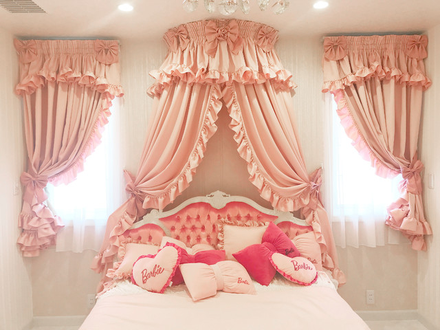 ロマンティックプリンセスなインテリア ベッドルーム Clasico Renovado Dormitorio Tokio De 輸入家具のウエストハウスギャラリー Houzz