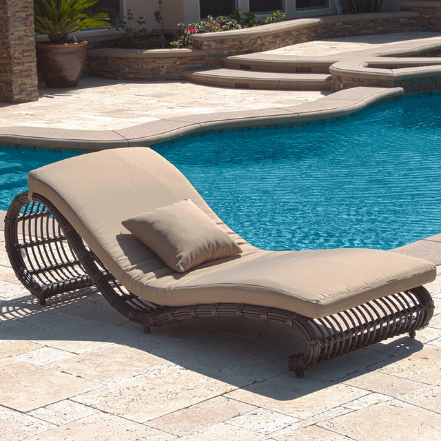 Kauai Outdoor Wicker Pool Chaise Lounge Chair Set Of 2 Modern Landscape Los Angeles By
