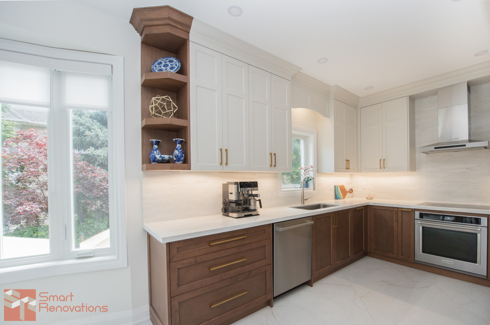 Inspiration for a transitional kitchen remodel in Toronto
