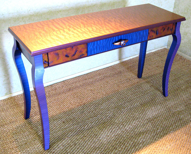 Mambo Console Table
