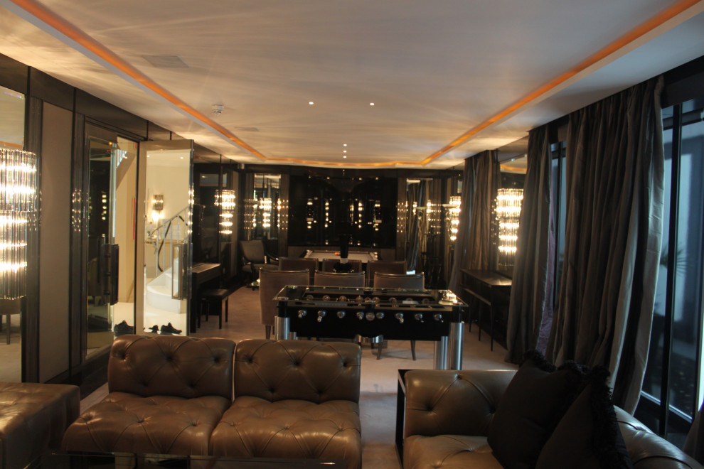 8 Bedroom House