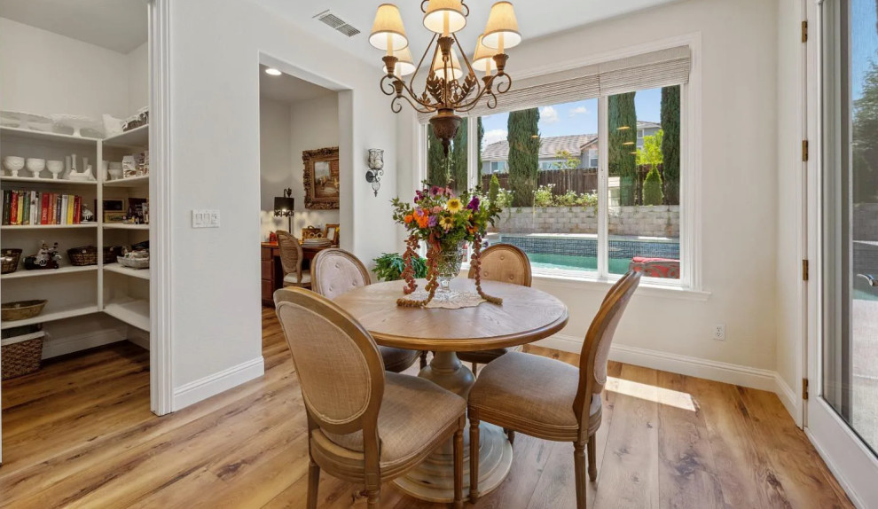Classic East Coast Elegance in W. Roseville