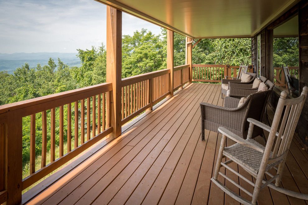 Expansive country rooftop deck in Charlotte.