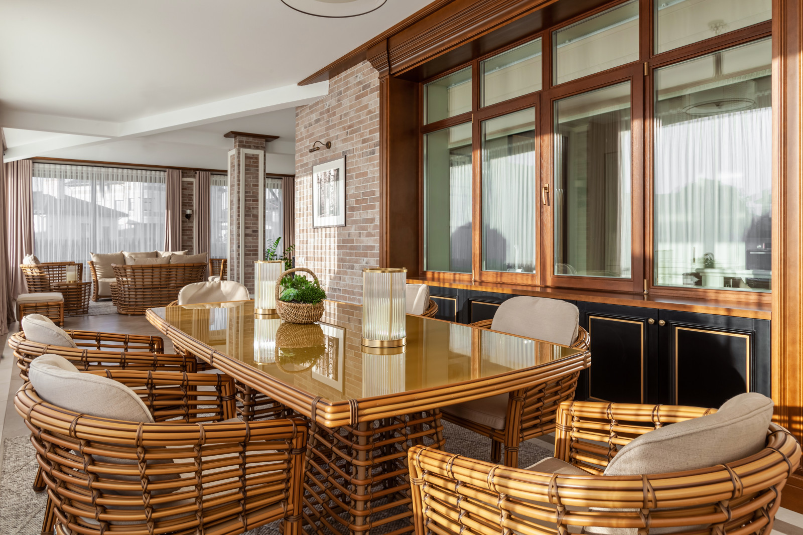 Строительство дома и отделочные работы. Дом на Новой Риге. 700 кв.м.