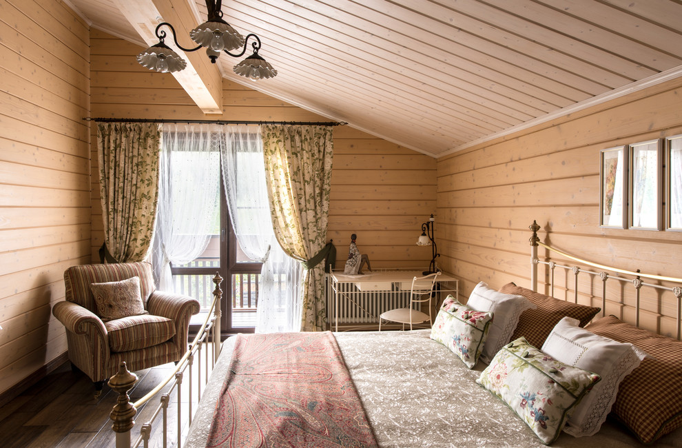 Женская Спальня.