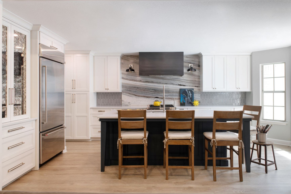 Example of a transitional kitchen design in Jacksonville