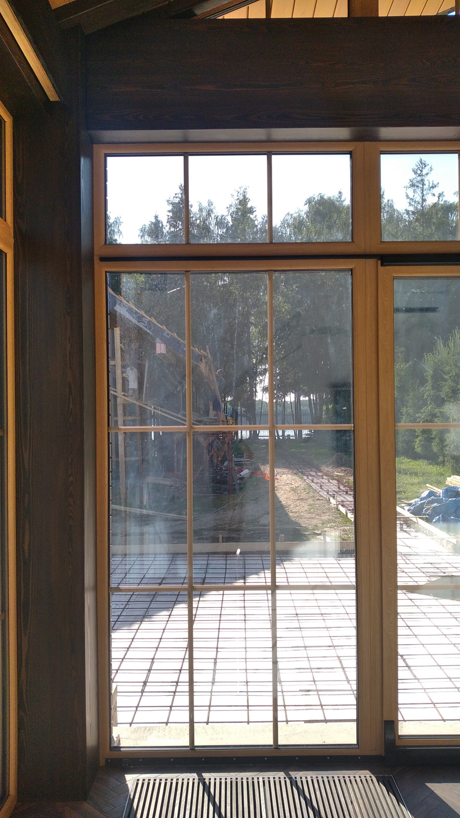 Отделка лиственницей загородного дома в КП «Можайское Море»