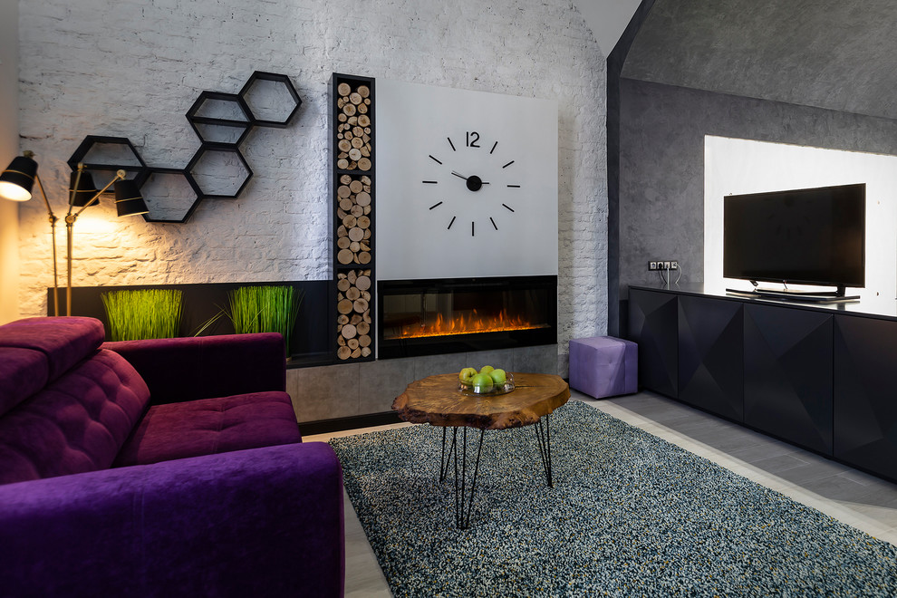 Studio with a soaring bed over grass-plot /Студия с парящей кроватью и лужайкой