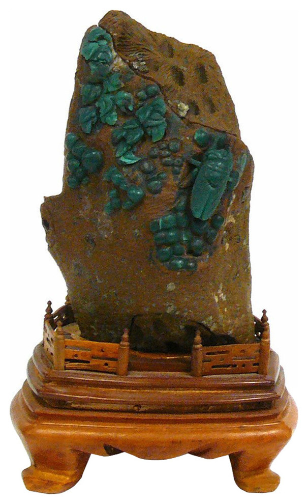 Chinese Shou Shan Stone Green Cicada Display Figure