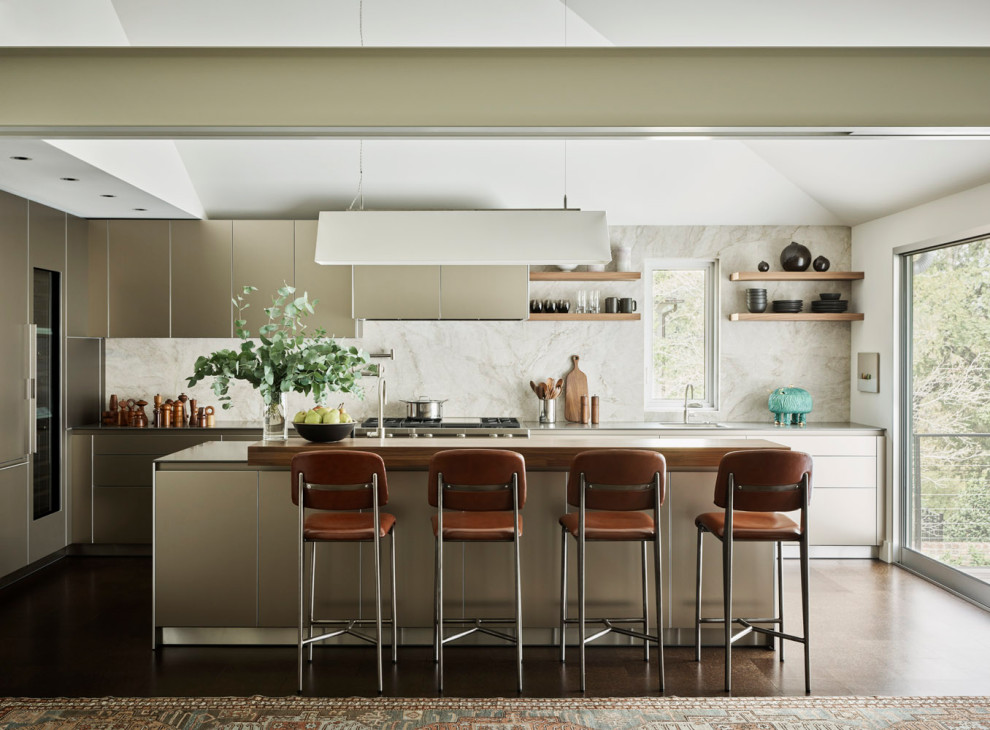 Design ideas for a midcentury single-wall open plan kitchen in Austin with a drop-in sink, open cabinets, beige cabinets, marble benchtops, white splashback, marble splashback, coloured appliances, dark hardwood floors, with island, brown floor, white benchtop and vaulted.