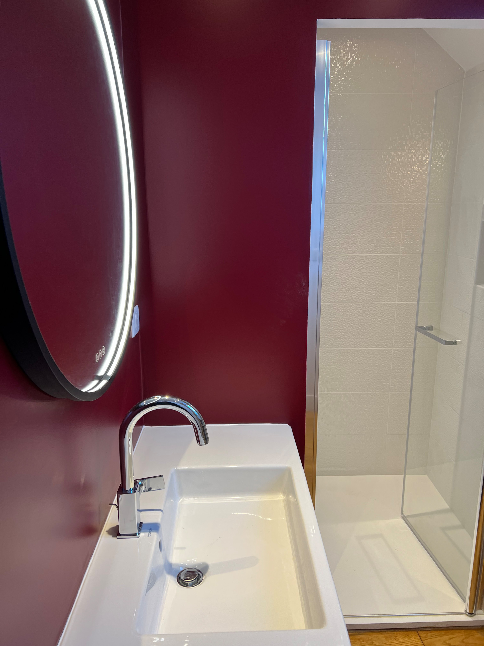 Aménagement de deux salles de bains dans une résidence secondaire