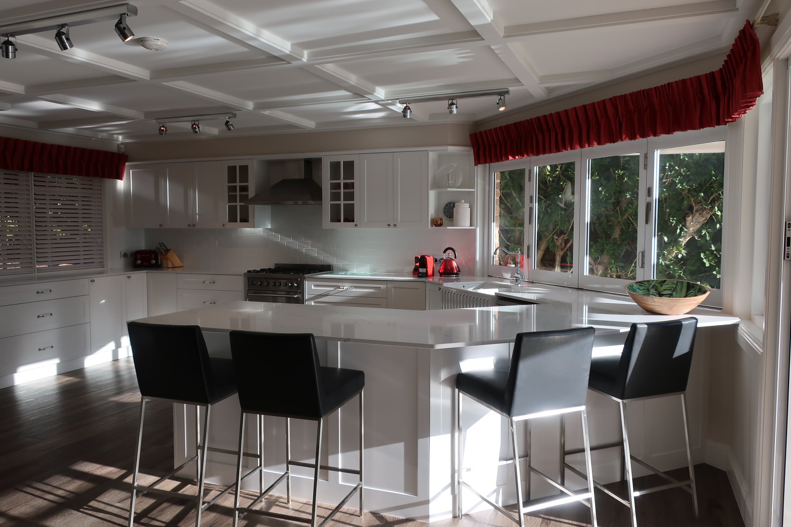 FLOOR AND KITCHEN MAGIC AT GLENHAVEN