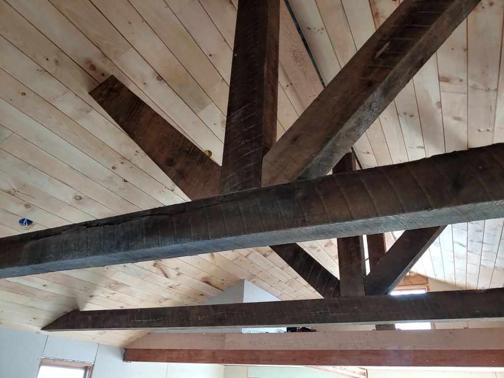 Wood Ceiling and Beams