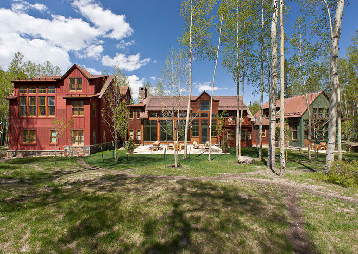 Example of a mountain style exterior home design in Denver