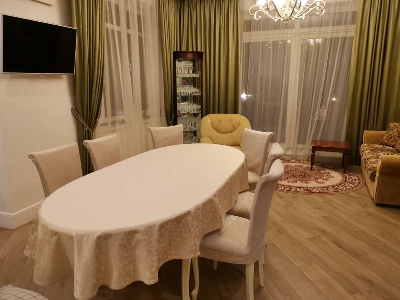 Столовая-гостиная в частном доме