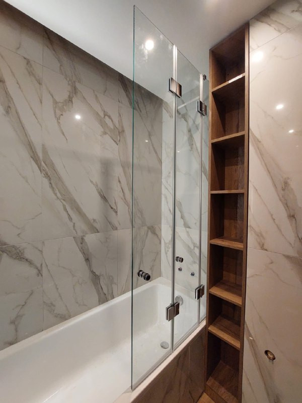 Шторка на ванную