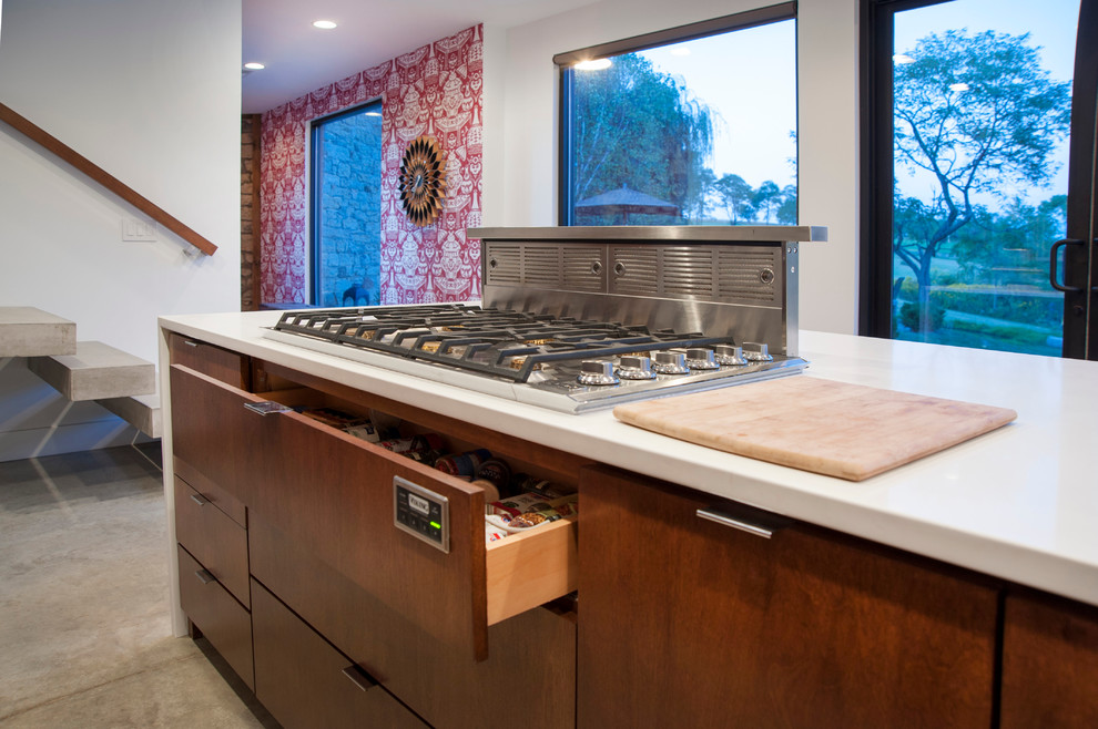 Inspiration for a transitional home design remodel in Columbus