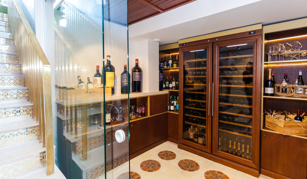 Лестница в ресторане "ПИRS" (г. Казань), Кремлёвская наб.