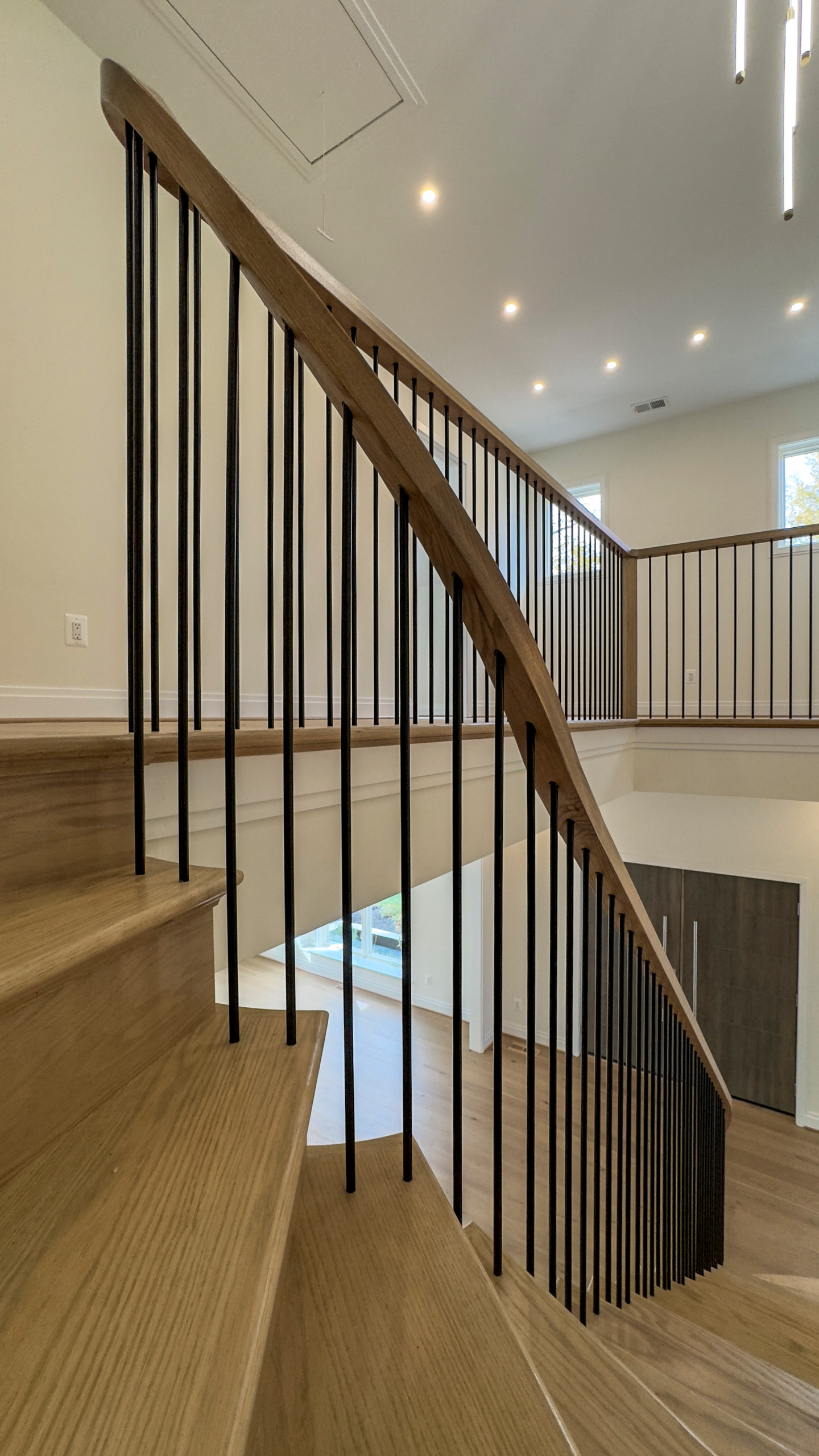 144_Attractive Transitional Staircase in Impressive Modern Home, Vienna VA 22180