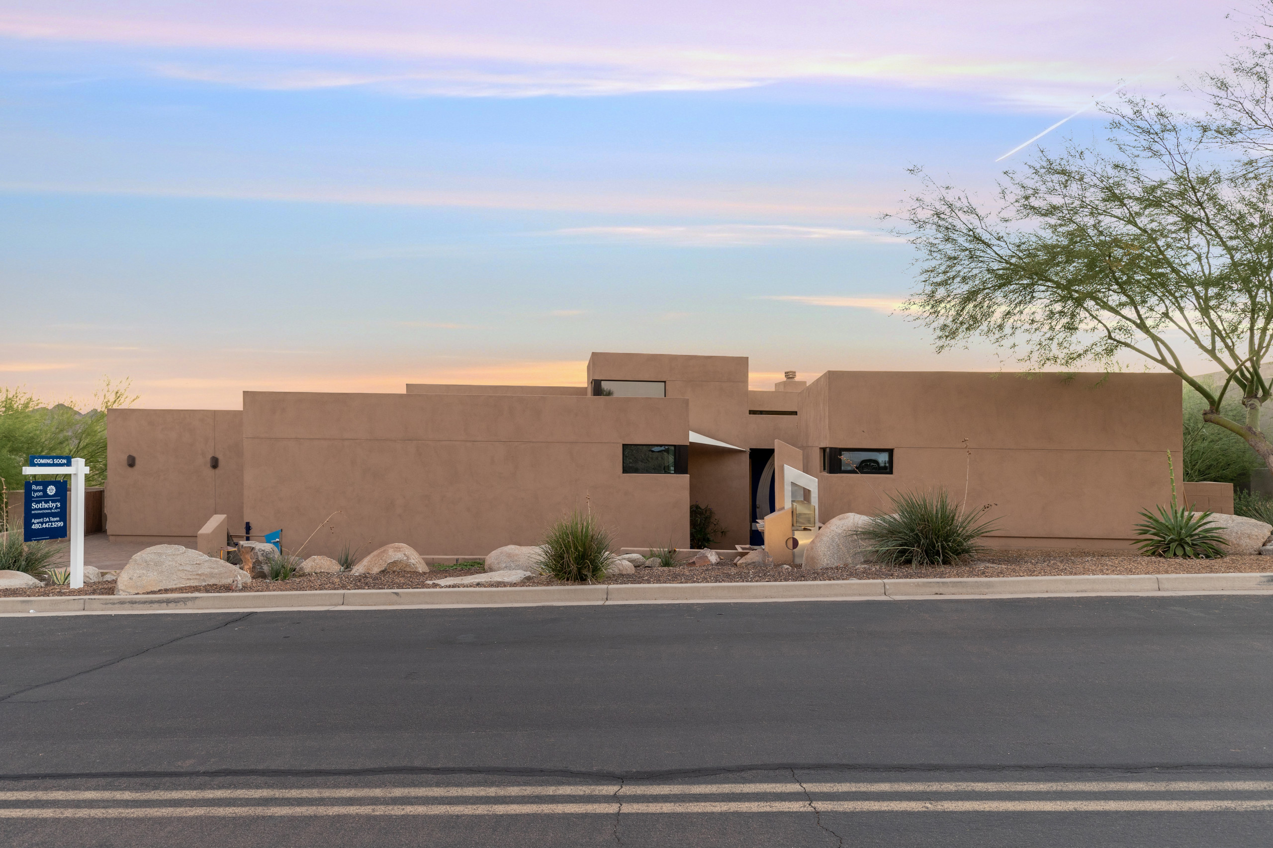 Hillside Phoenix, New Home
