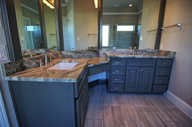Eagle Ridge transitional-bathroom