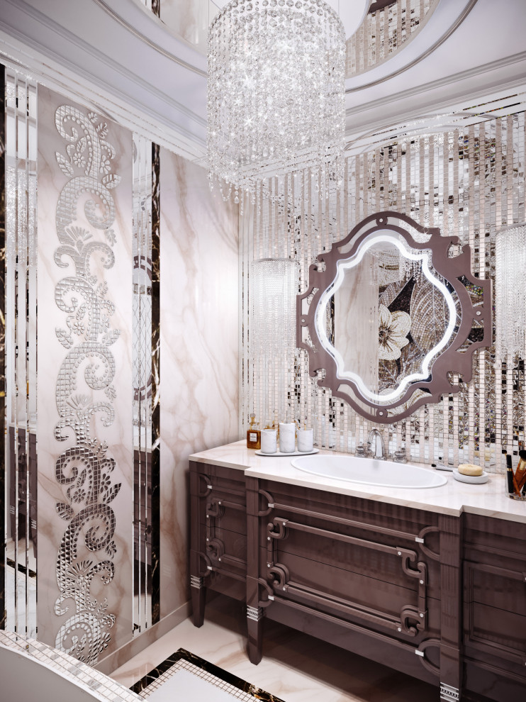 Гламурная ванная не больших размеров