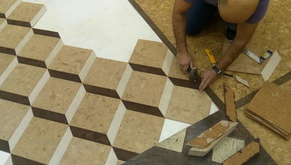 Процесс создания пробкового модуля.