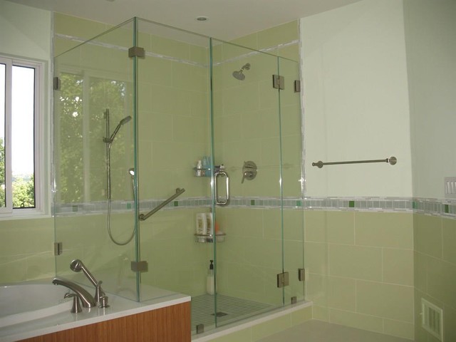 Corner Frameless Glass Shower Enclosures