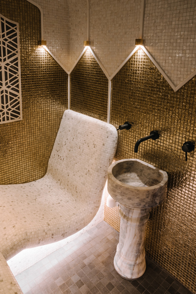 Подсветка лежака.