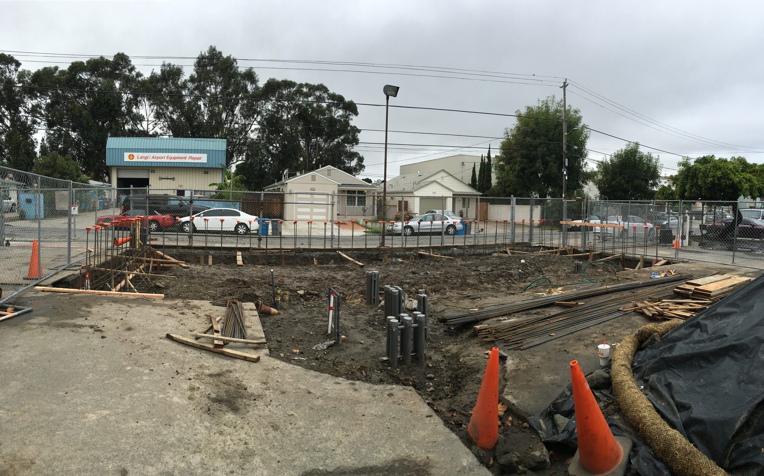 AT&T Bloom Energy Block Wall