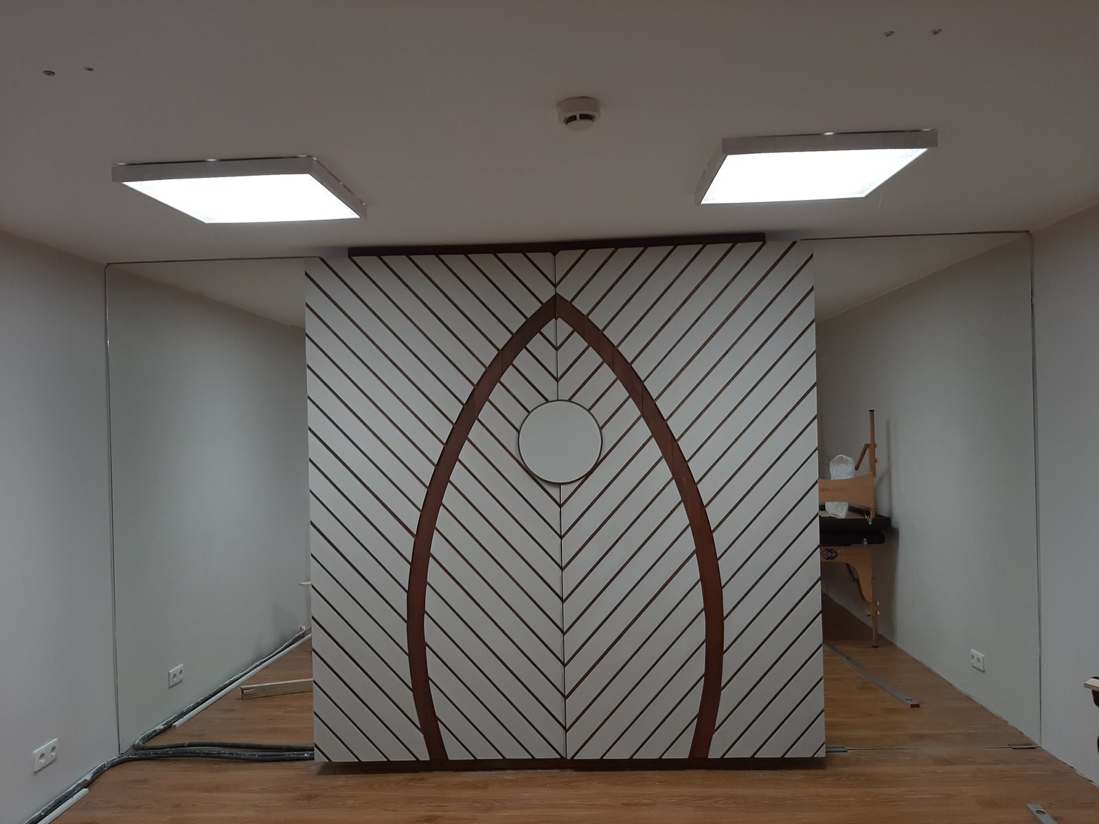 Панель-шкаф