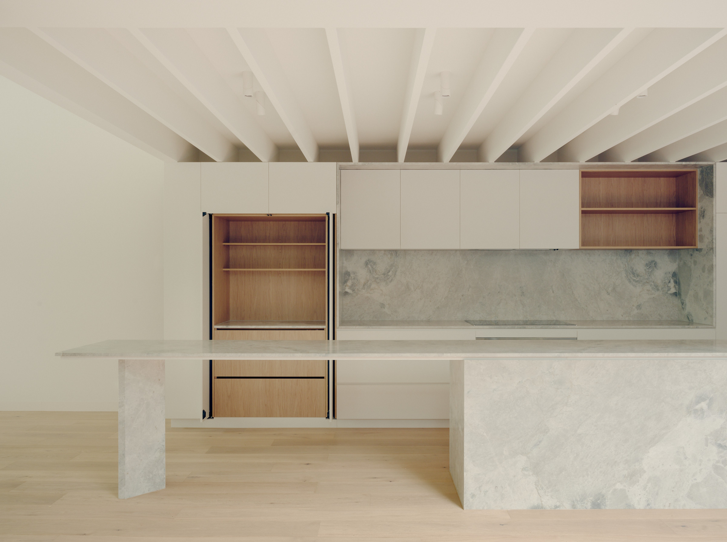 Inspiration for a contemporary kitchen remodel in Melbourne