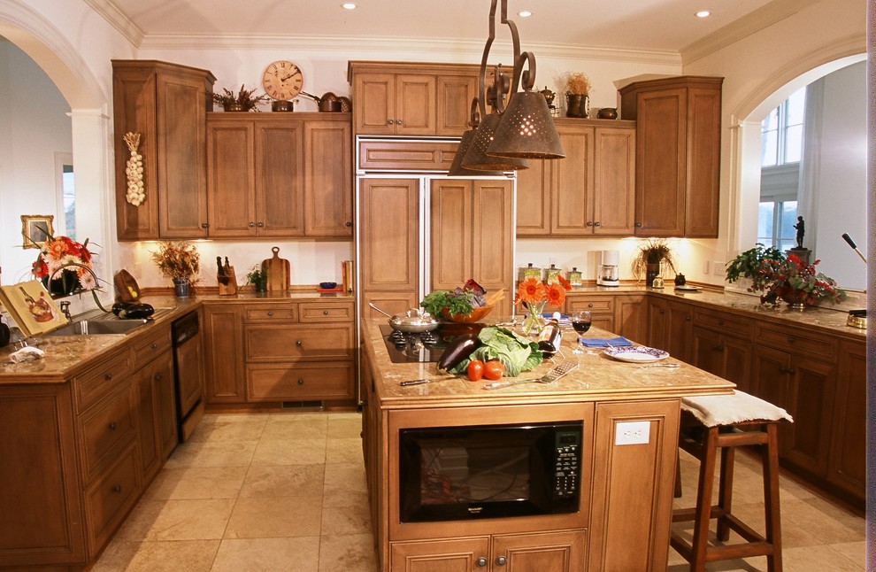Kitchen - transitional kitchen idea