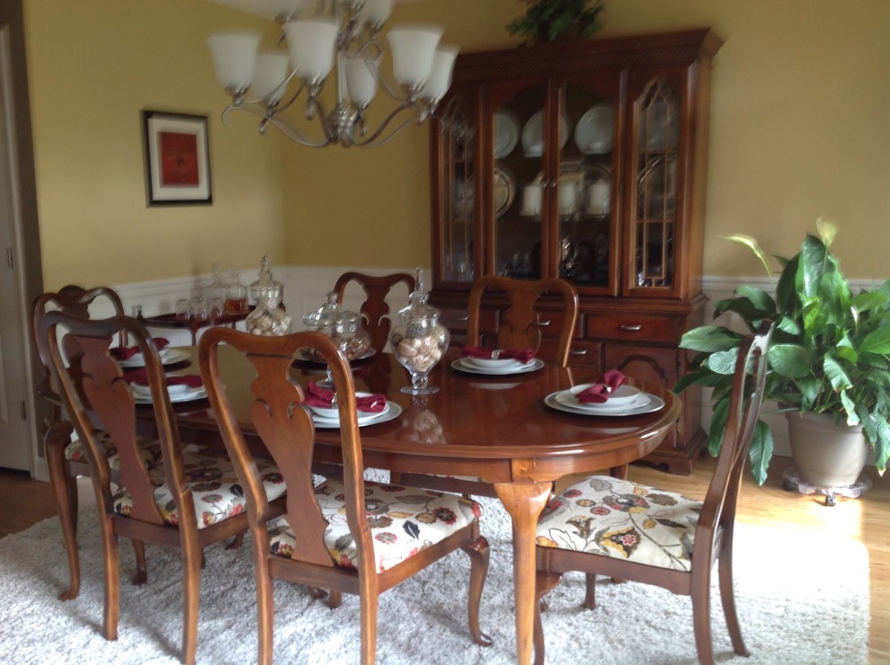 Updating 1980s Queen Anne Dining Table, How To Update Queen Anne Dining Room Furniture