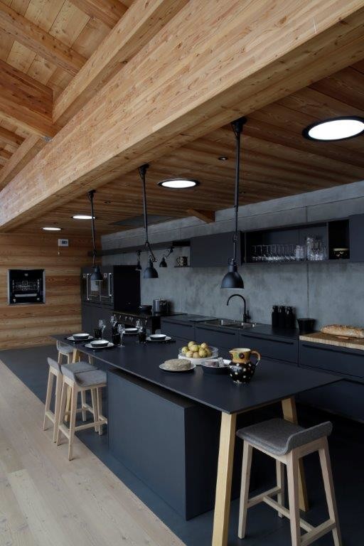 Contemporary kitchen in Lyon.