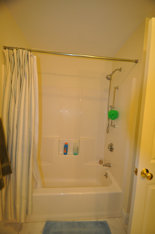 Neutral Main Bath- Project 4371