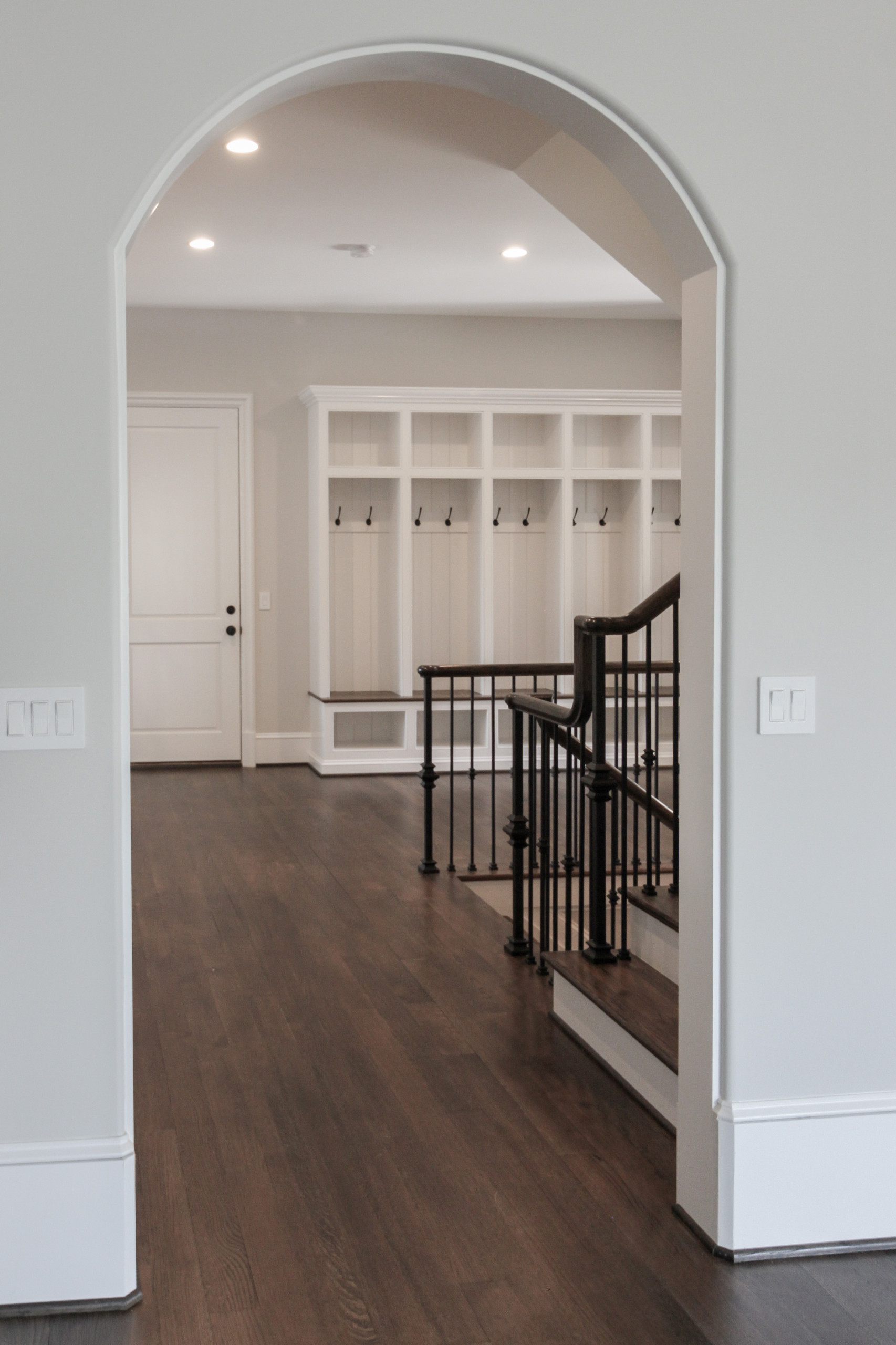 86_ Gorgeous Floating Curved Staircase, McLean VA 22066