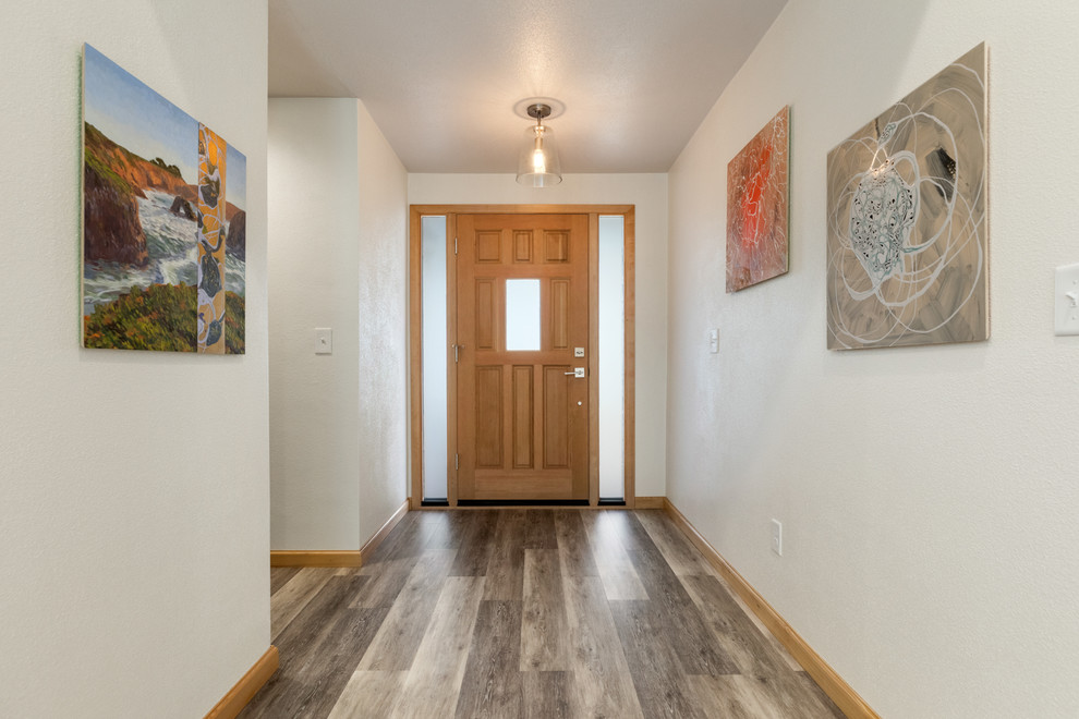 Home design - transitional home design idea