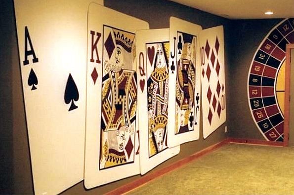 Poker Playing Cards Wall Murals hand painted by Tom Taylor of Wow Effects