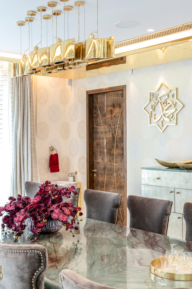 Mediterranean dining room in Mumbai.
